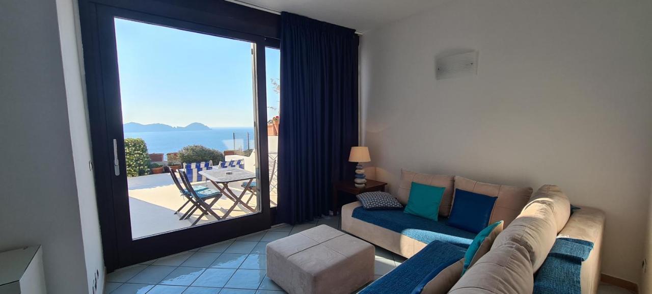 Guest House Villa Il Gabbiano Ponza Exteriér fotografie