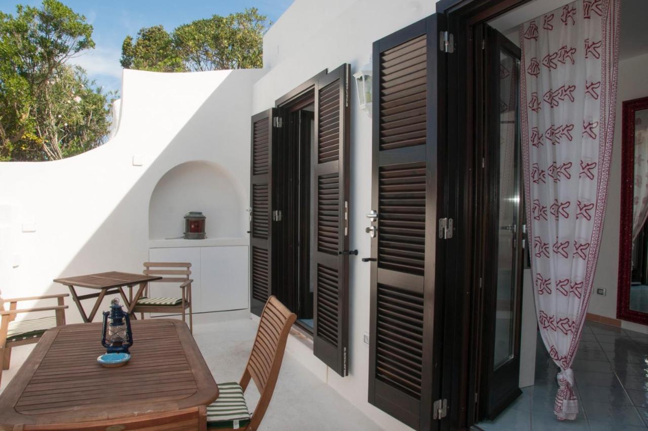 Guest House Villa Il Gabbiano Ponza Exteriér fotografie