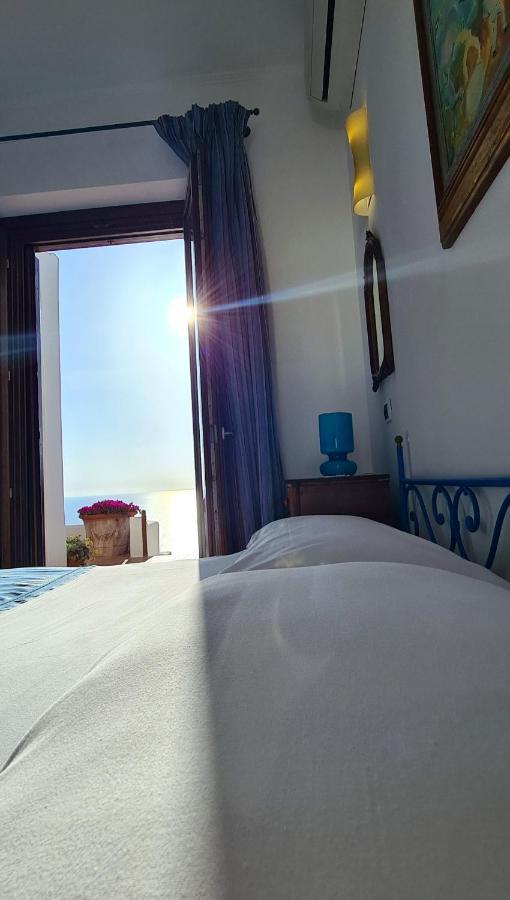 Guest House Villa Il Gabbiano Ponza Exteriér fotografie