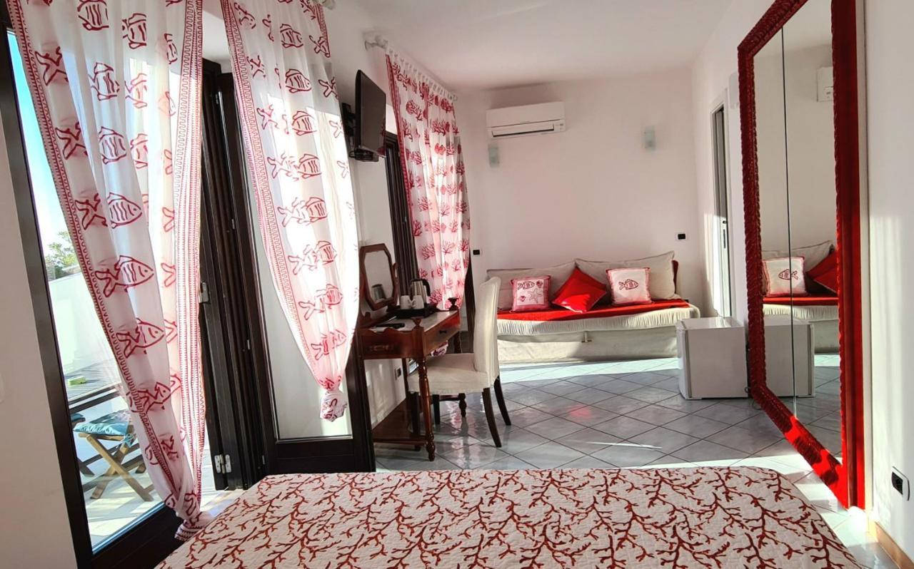 Guest House Villa Il Gabbiano Ponza Exteriér fotografie